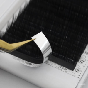 Alternative view of Classic/ Volume Lashes